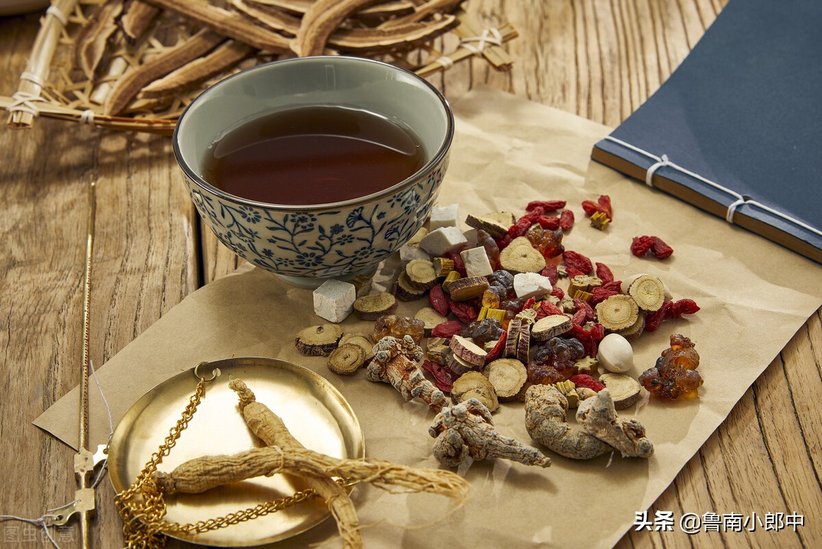 方义:苓甘五味姜辛汤(茯苓,甘草,干姜,细辛,五味子,温肺化痰;止嗽散
