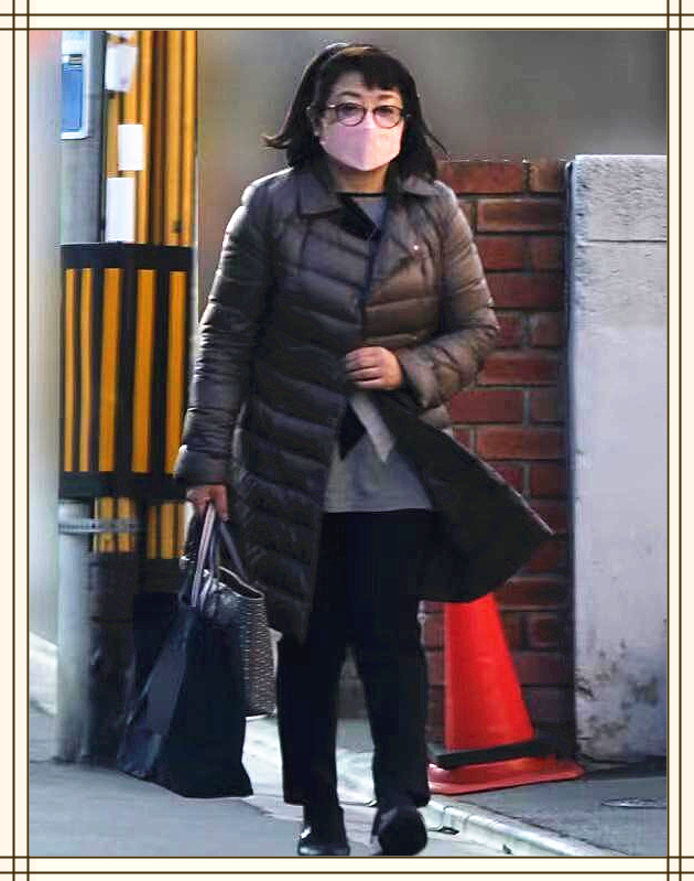 “樱花美人”山口百惠，结婚43年成模范夫妇，巅峰退圈成就经典