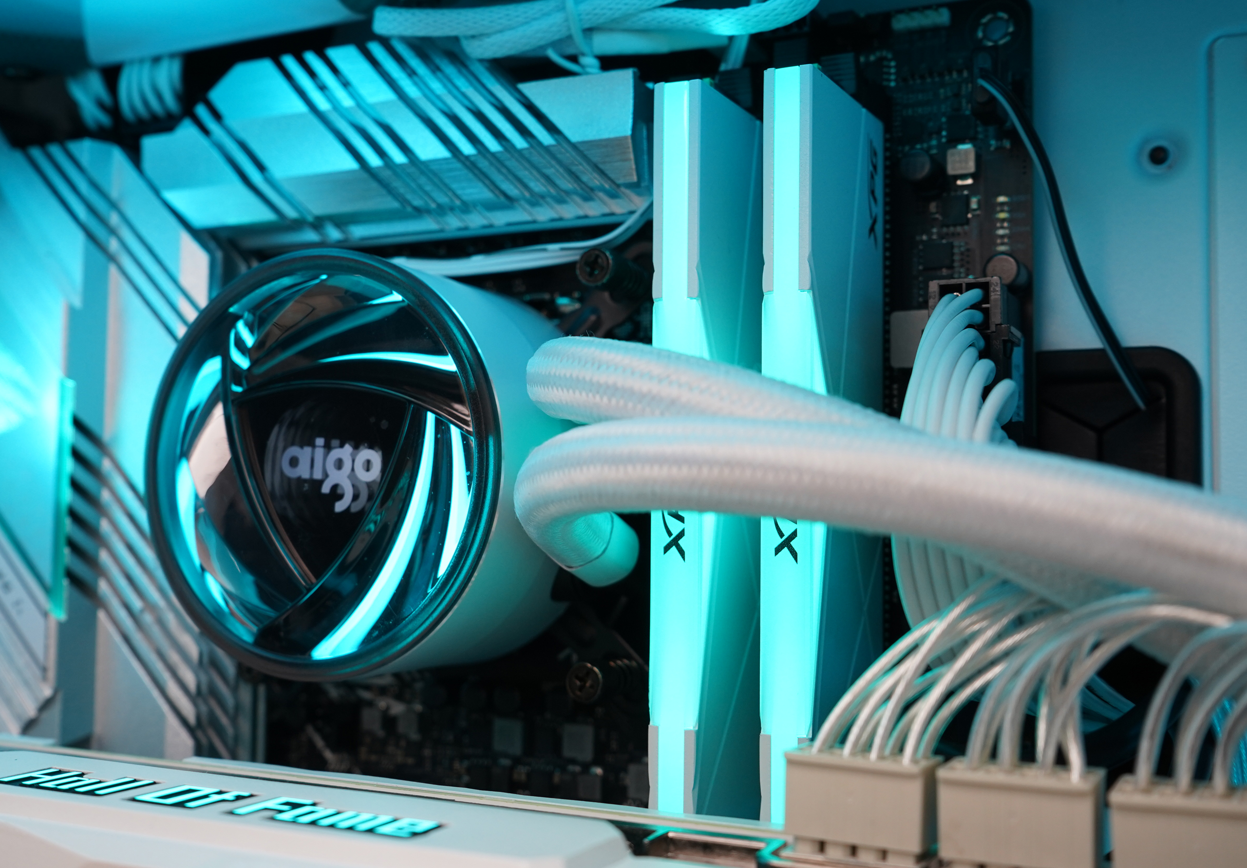 12代酷睿平台，D4内存+PCIe 4.0 SSD才是当下正选？