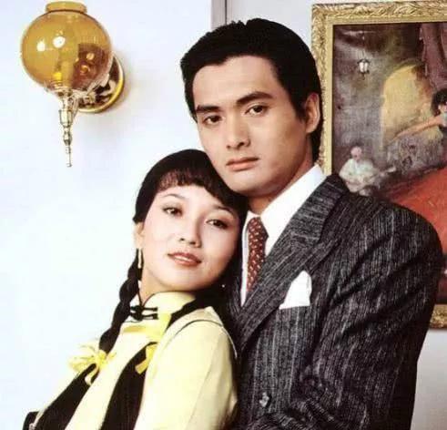 还记得当年火爆的上海滩吗？许文强冯程程迷倒多少少男少女的心？