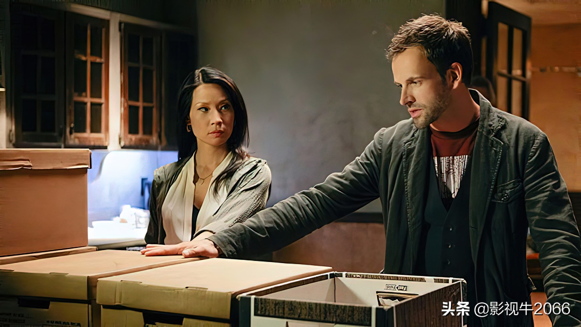 豆瓣评分8.2分，福尔摩斯基本演绎法第一季，超高智商推理美剧