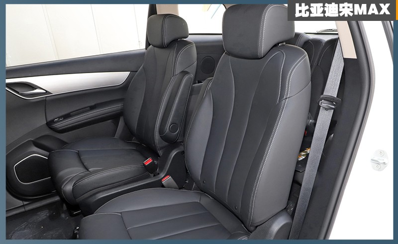 百变空间解决全家出游真刚需！五菱佳辰比宋MAX更值得选