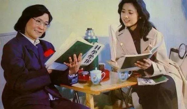 朱琳：去餐厅路上捡来一个老公，结婚42年坚持不生孩子