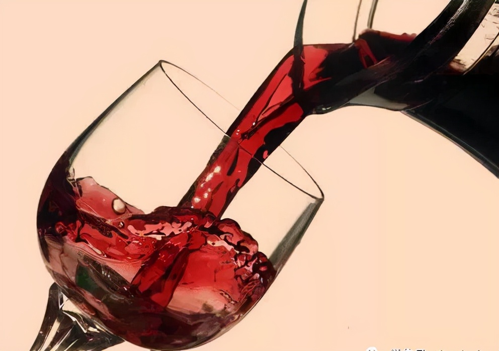 葡萄酒在什么温度下喝最合适？“双重醒酒”的方法，你试过吗？