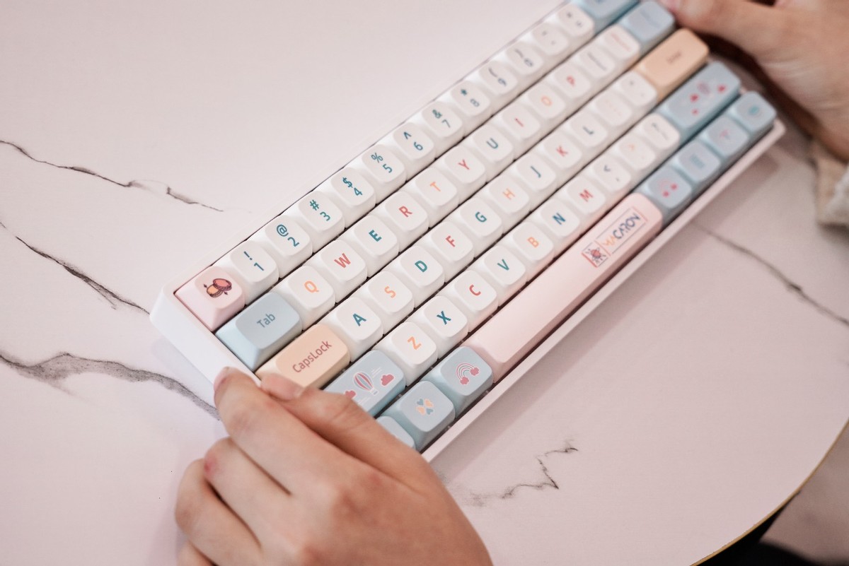 颜控不能拒绝的键盘，享受客制化设计，小呆虫马卡龙主题配色