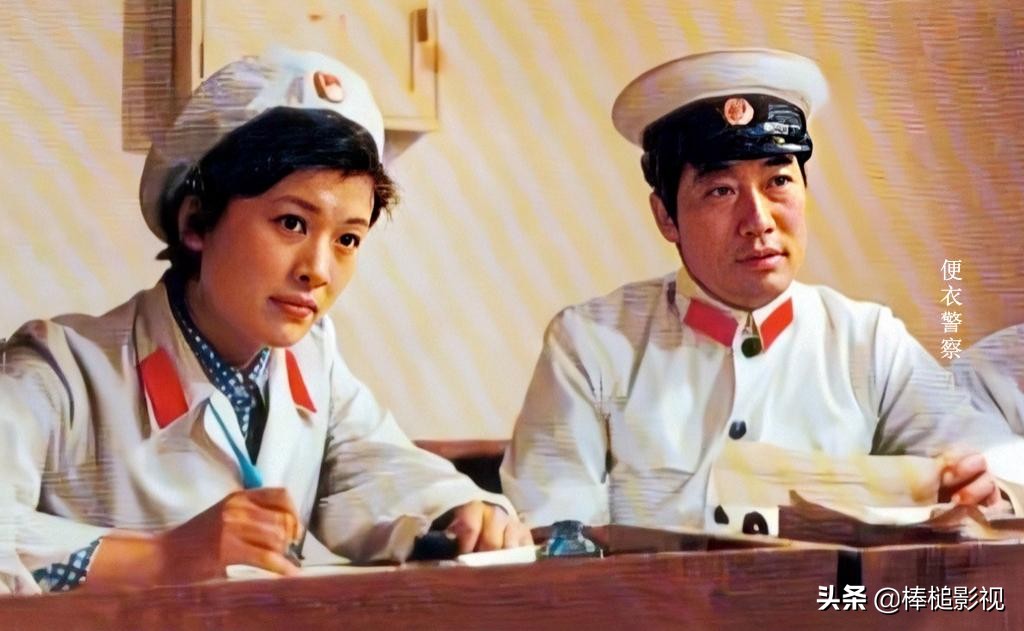 宋春丽出自《红梅花开》宋春丽近期出演的电视剧便是在《巡回检察官》