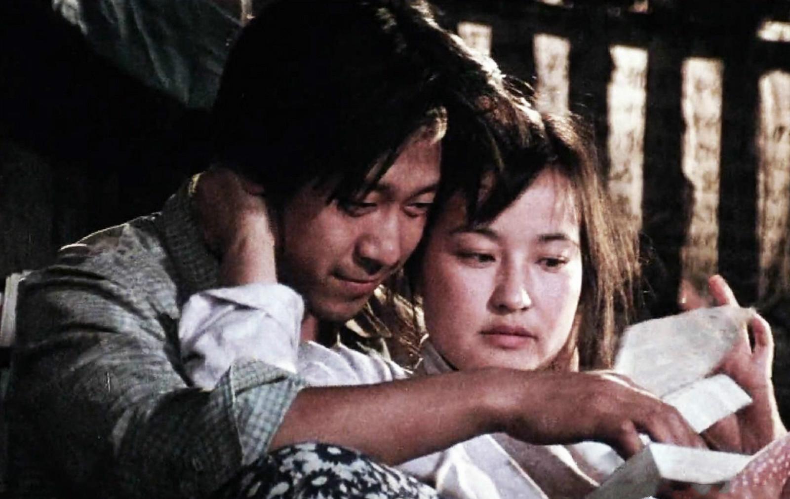 刘晓庆：四段婚姻没孩子，把外甥当儿子养了半生，晚年靠他支撑