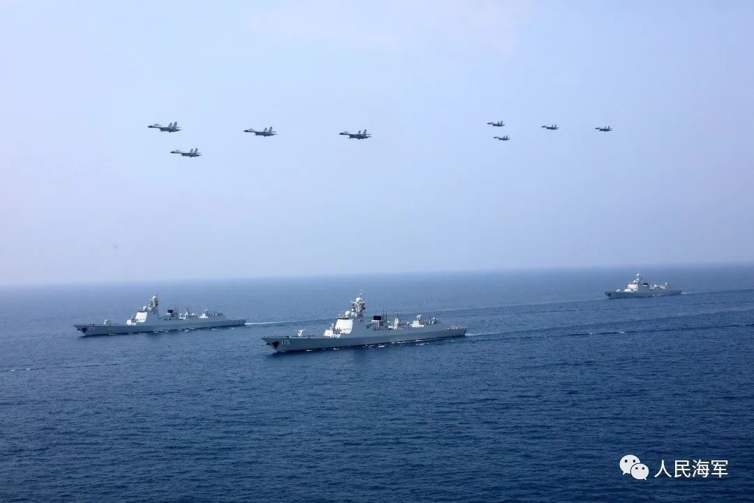 ��Ӣ���ַ����ƣ��з���Ӧ��ʱ�����ˣ���ս�й������߱�ͷ��Ѫ��