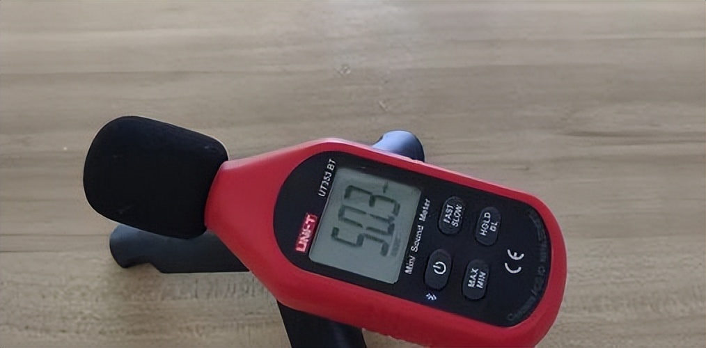 電腦水冷散熱器240和360有什么區別？