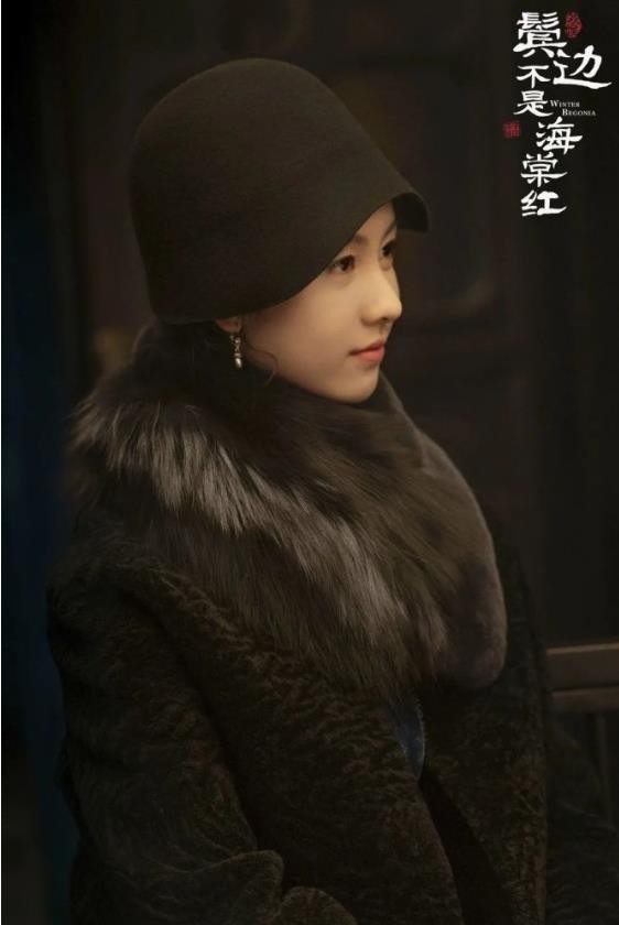 “面如观音”陈都灵：当年美过奶茶妹妹，演技尴尬却频频合作顶流