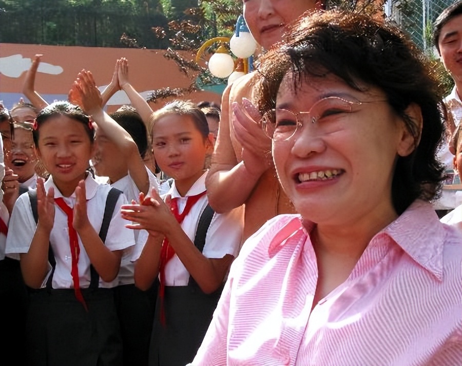 张海迪：5岁截瘫被医生断言活不过27岁！现年过六旬仍在发光发热