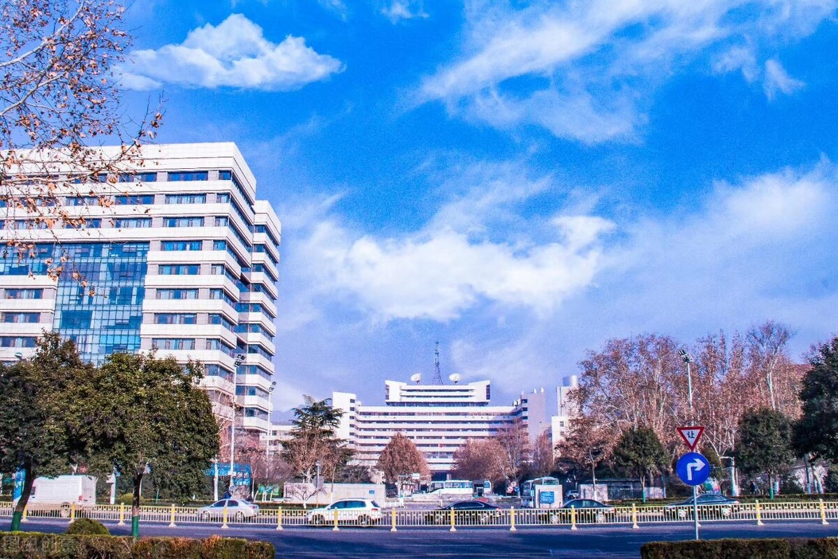 山东省大学排名公布：山东大学稳居第一，青岛大学力夺第九