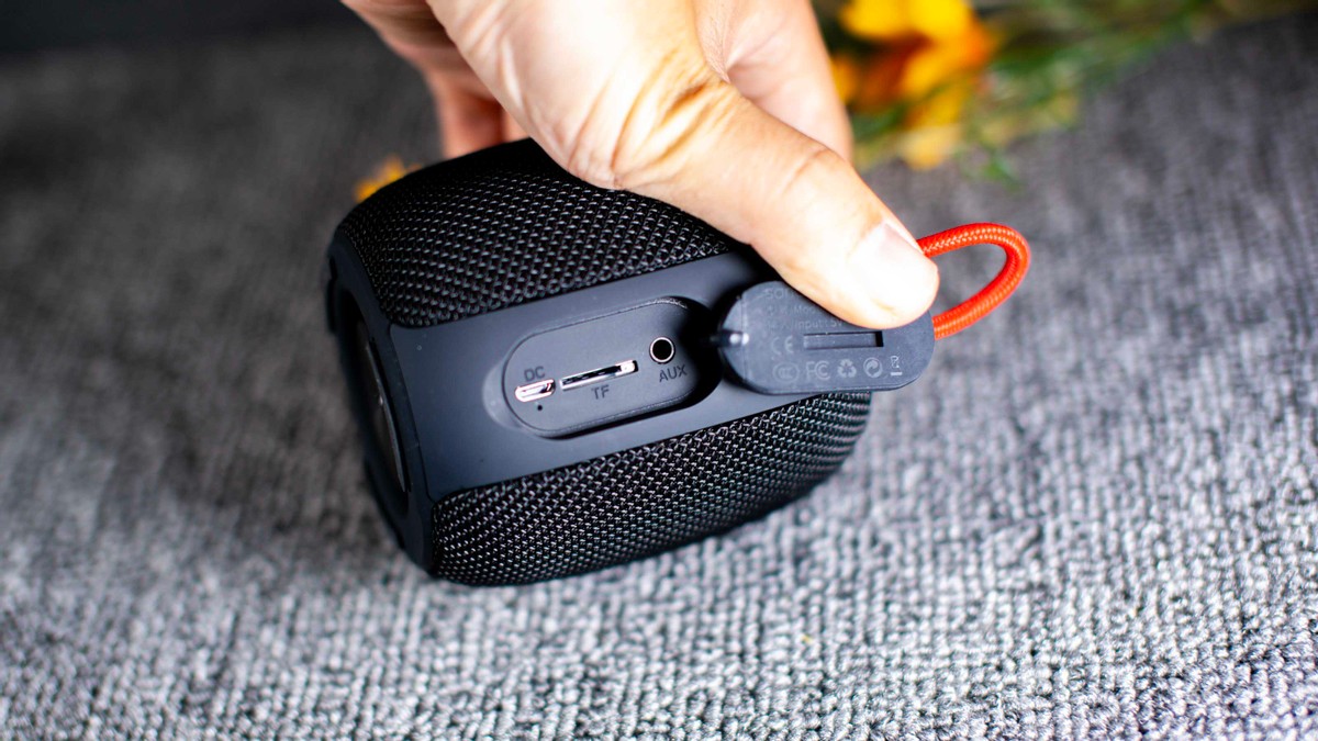 小钢炮的好只有用过才知道，体验Sanag M11蓝牙音箱