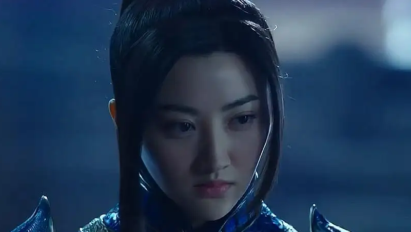 北景甜南奕欢：一个资源拿到手软，一个沉沦网大，今差距一目了然