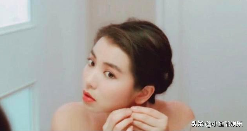 长着一张“风情万种”的脸，情史却简单干净的女明星，人不可貌相