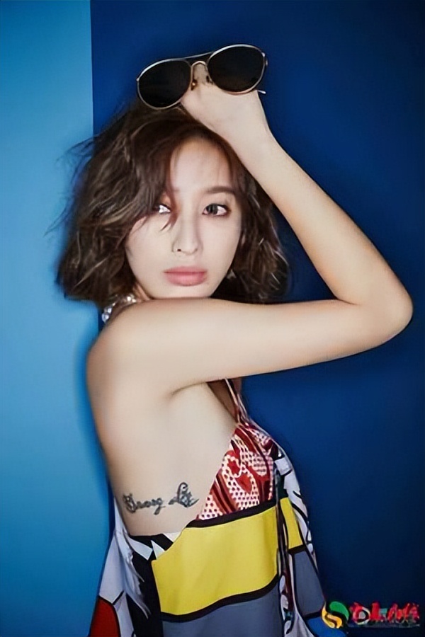 女星衣品—张俪（十）