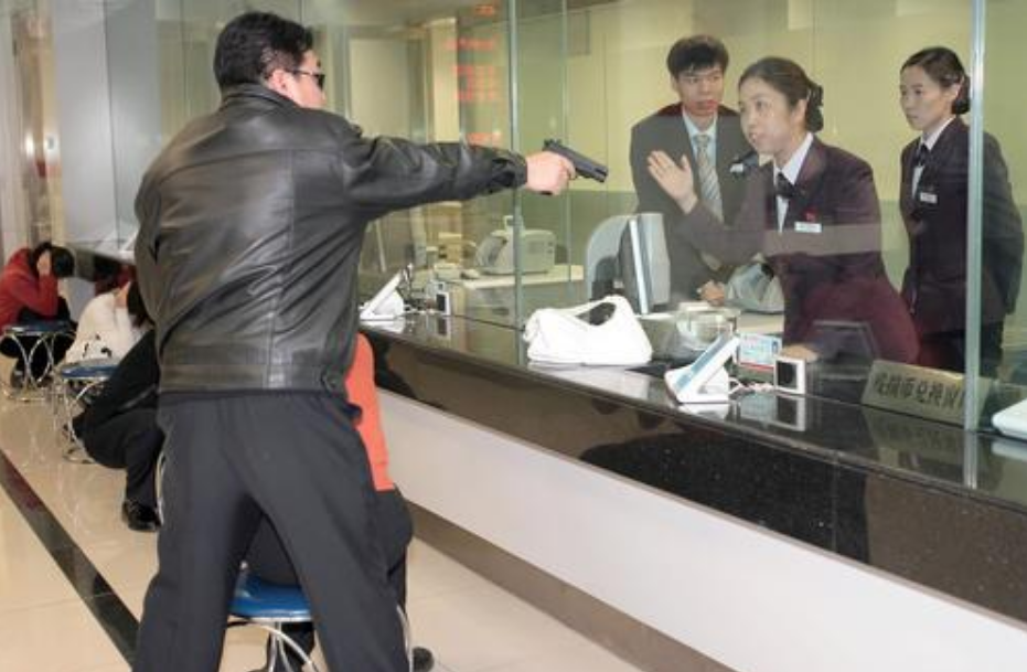 东北悍匪崔宝纯:号称张作霖第二,屡犯命案,娶了六个老婆