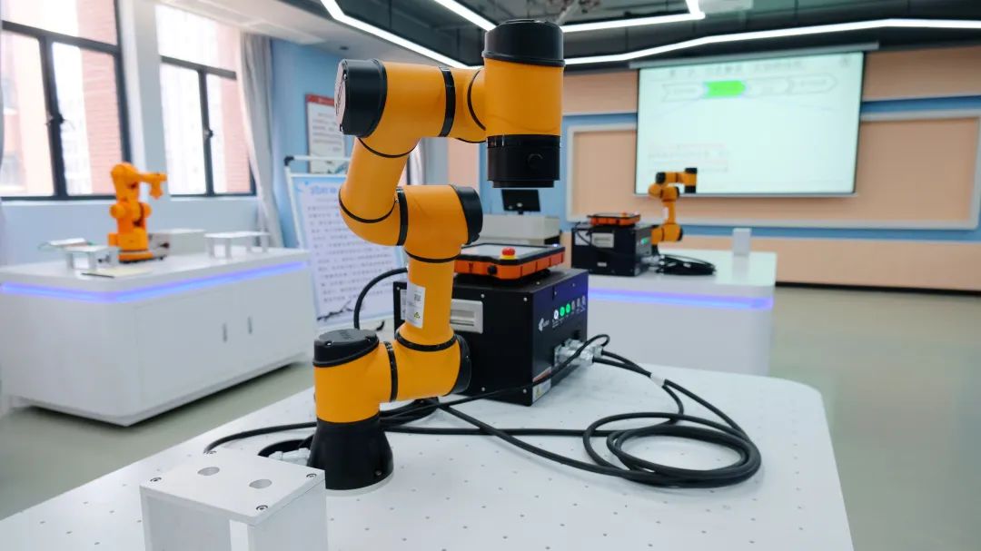 专升本出分啦！欢迎报考广州华立学院(原广东工业大学华立学院）