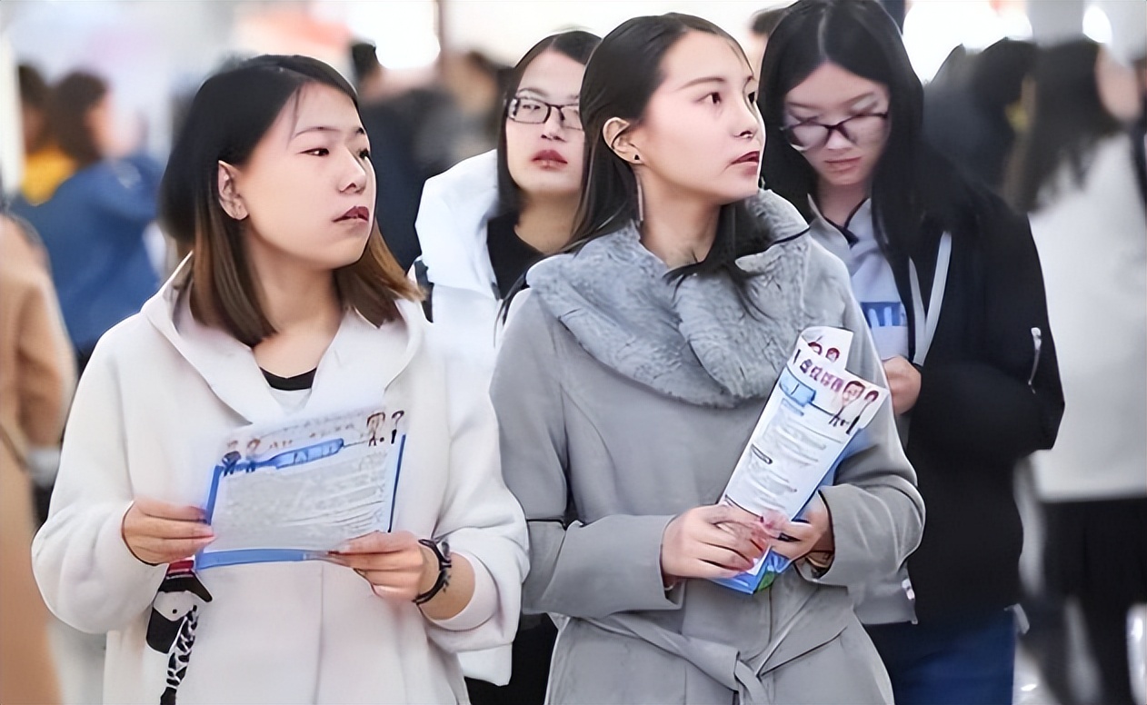 适合“女生”报考的几大专业，工作稳定收入可观，考生不要错过