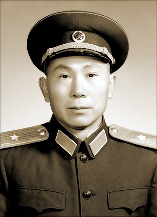 关盛志(1916年-2011年9月13日),中华人民共和国开国少将 ,安徽六安人.