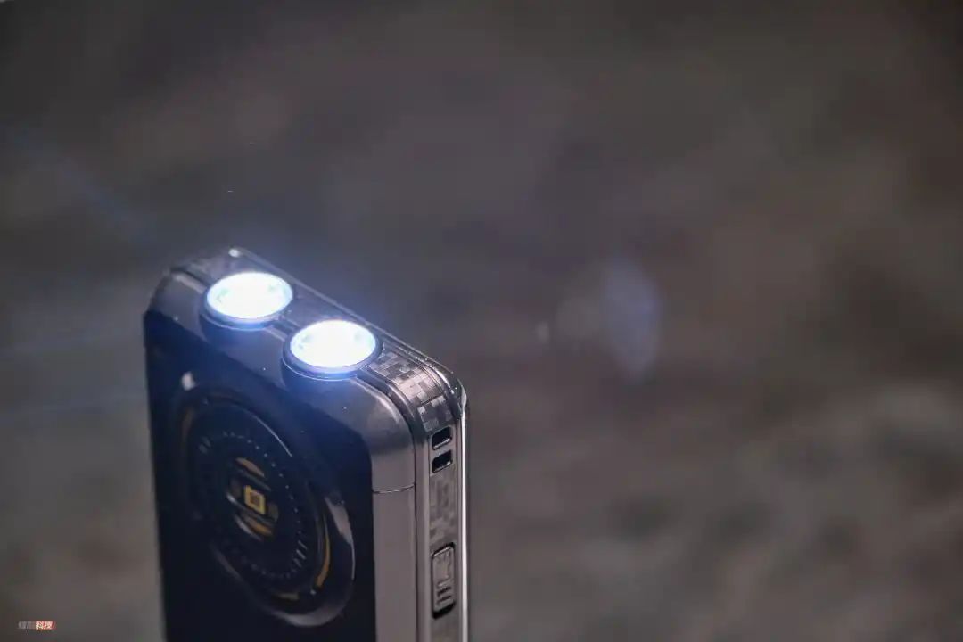 这种安卓「机皇」做得很好，下次别做了