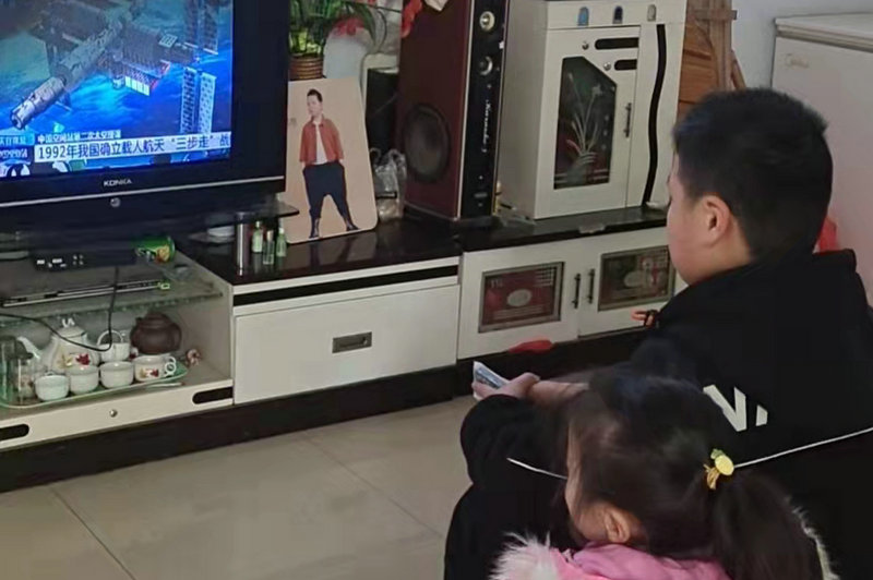 河?xùn)|益民實(shí)驗(yàn)中學(xué)是公辦嗎?領(lǐng)略航天科技魅力(圖2) 河?xùn)|益民實(shí)驗(yàn)中學(xué)是公辦嗎?領(lǐng)略航天科技魅力(圖2)