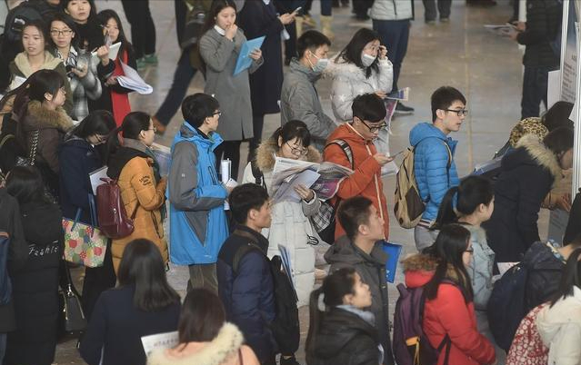 广西大学调剂开始，表格下载已破13万！考生直言：调剂比考研还难