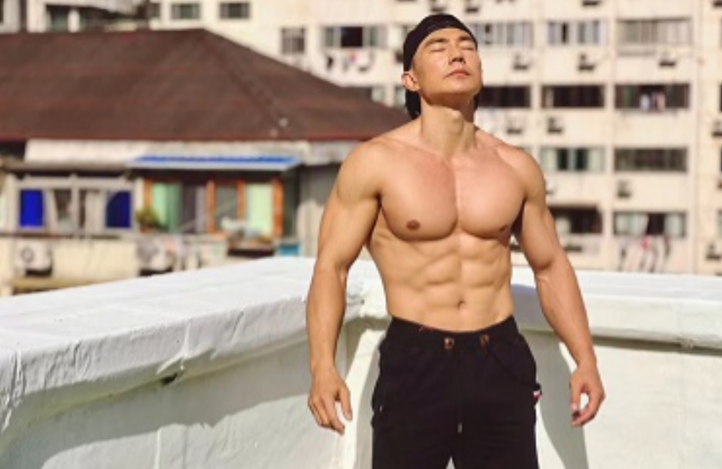 明明是50多岁的大叔，却把自己活成20岁的小伙，这些男星，我服