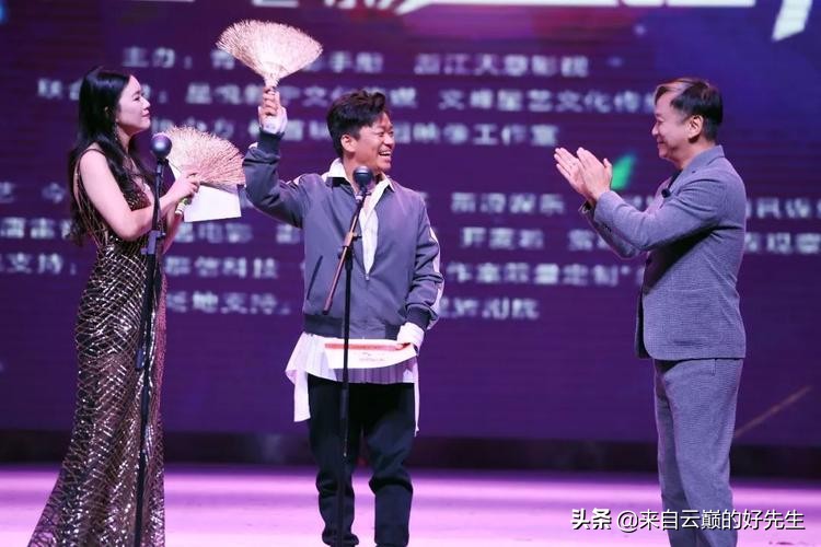 金扫帚奖：国师和小钢炮上榜，杨幂三度封后，果然大腕都不弱于人