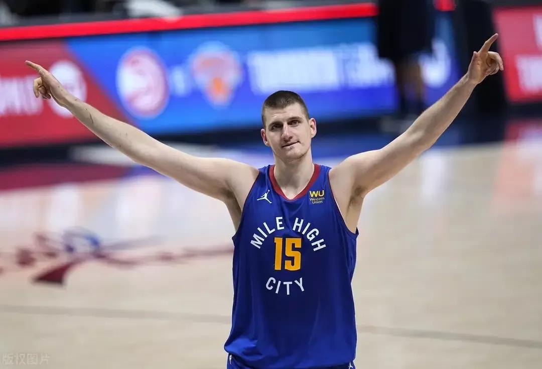 这个为什么nba内线多(NBA现役自带体系的超级内线，字母自带攻防体系，约基奇是奇葩)