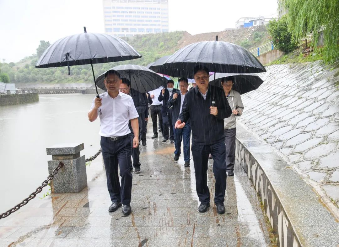 ​李万千在辰溪督导防汛备汛、信访维稳工作时指出 厚植民本情怀 科学精准施策守护一方安澜