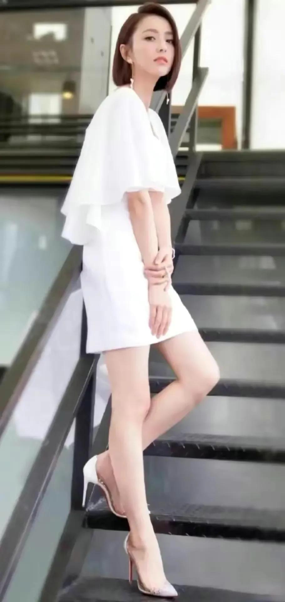 佟丽娅短发，气质优雅、清新靓丽、温婉迷人、明艳动人，太美了