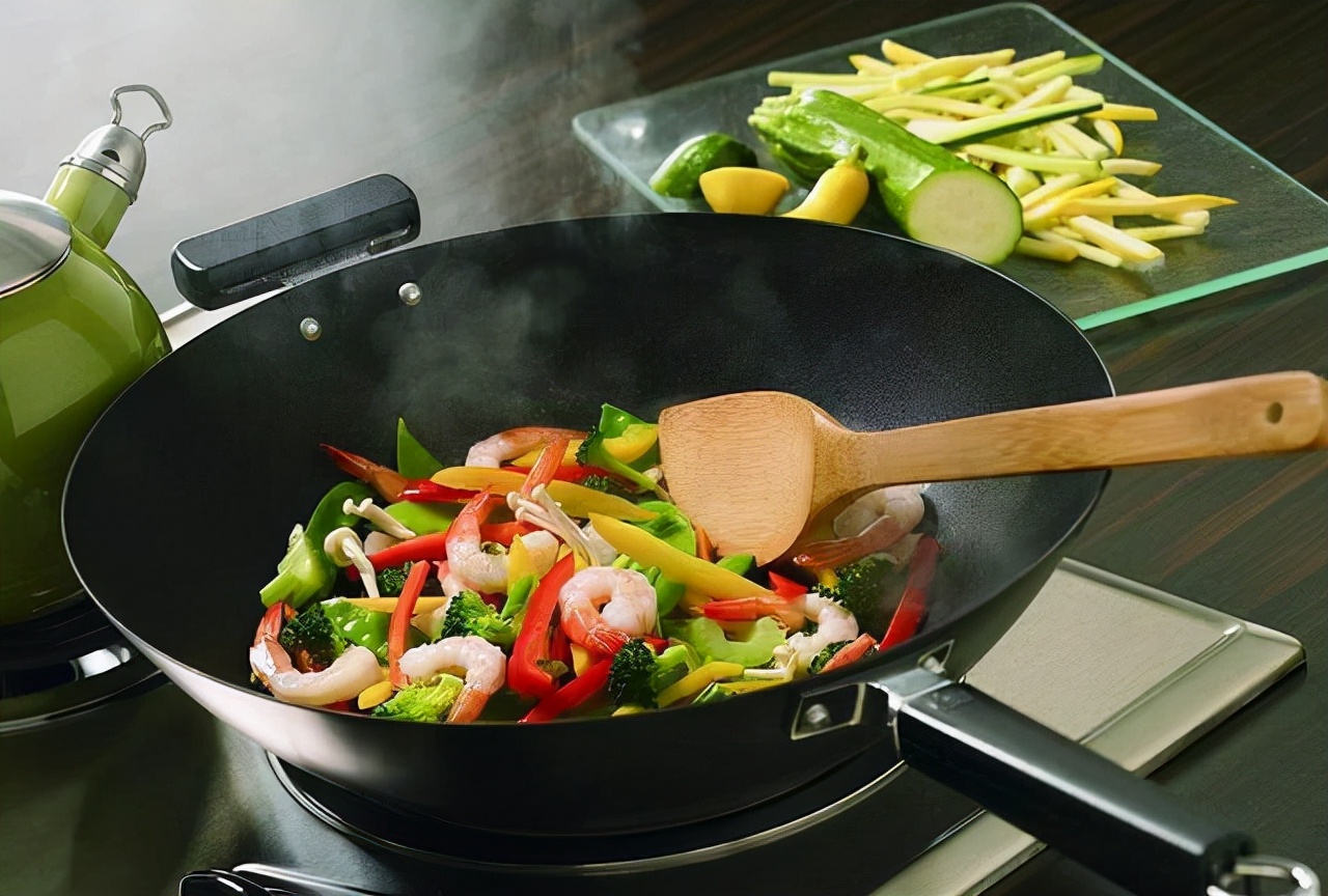 “吃姜不去皮，吃错害自己”？吃生姜到底要不要去皮？不要做错了