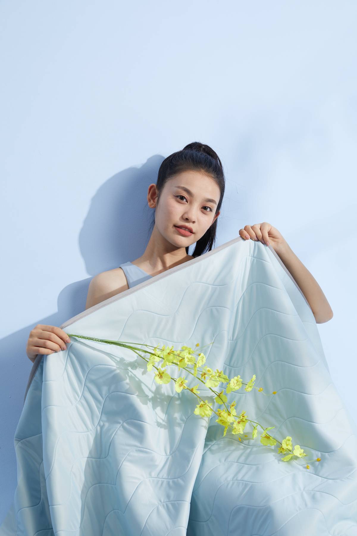 轻润凉意 裹住女朋友柔嫩肌肤——8H助眠乳胶Q弹空调被