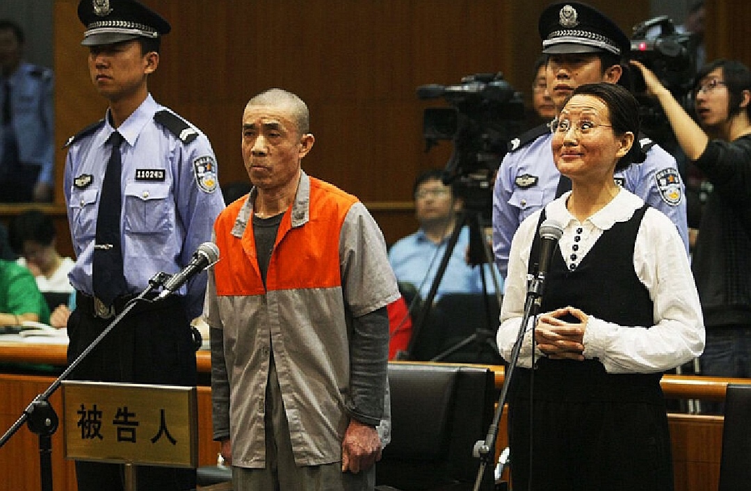 季羡林故居被盗案始末：秘书干女儿砸窗洗劫藏书，被捕后表情搞笑