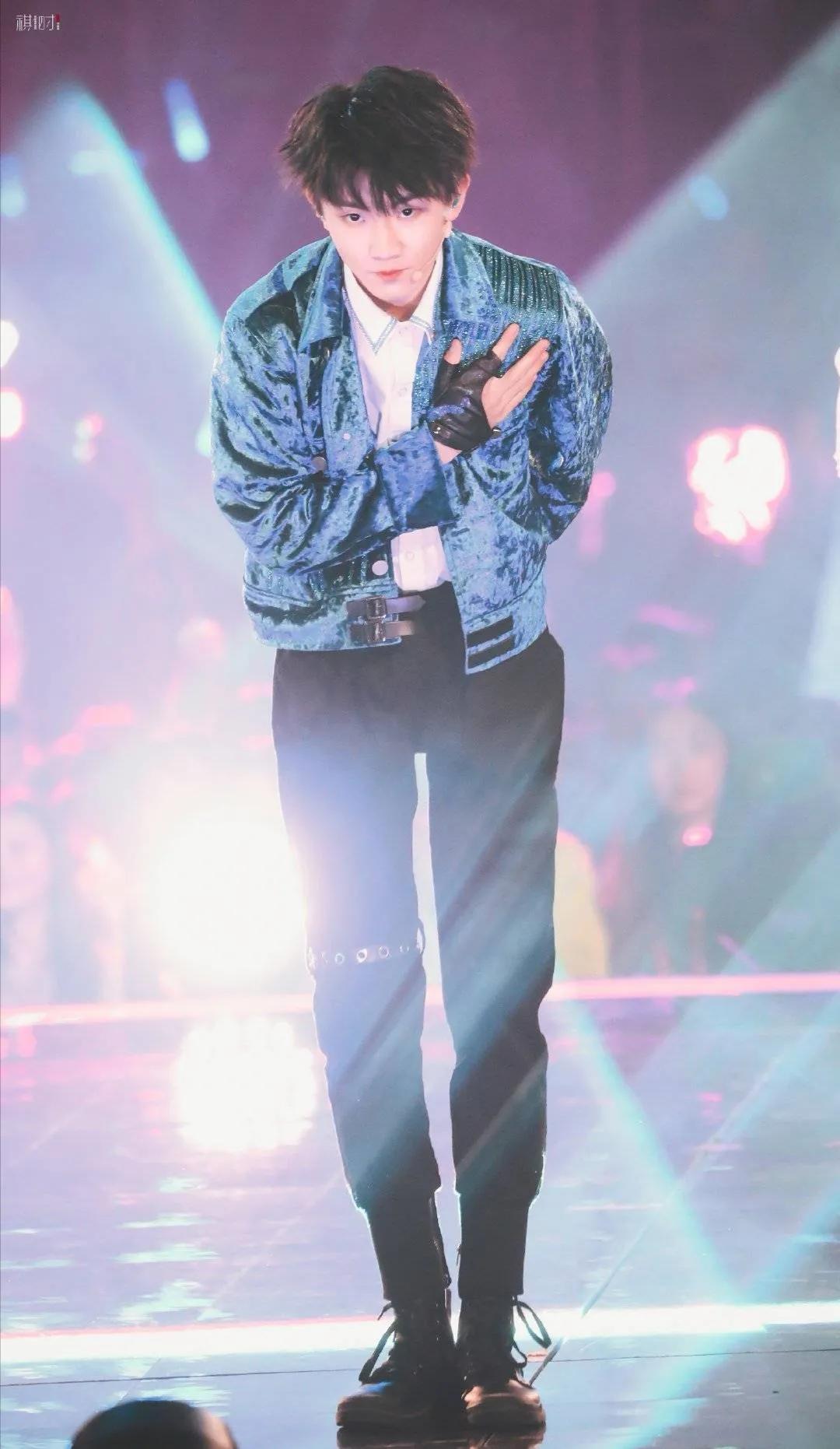 马嘉祺，那个依旧发光的少年