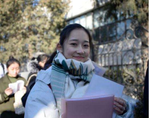 明星学生比较偏爱伯克利，在国内属于什么档次，是“野鸡大学”？