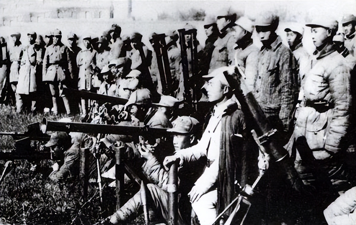 53年秦基伟第一次见毛主席，就撒了一个谎，可是也因此吃了苦头