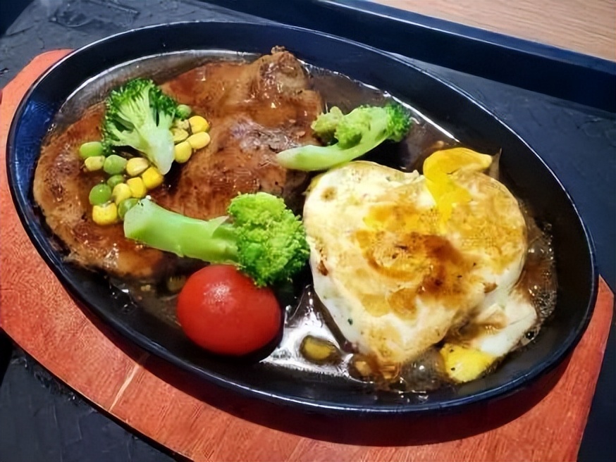 上海超有范高校！地铁直达，坐拥7大食堂，绝美图书馆，还有古希腊风建筑