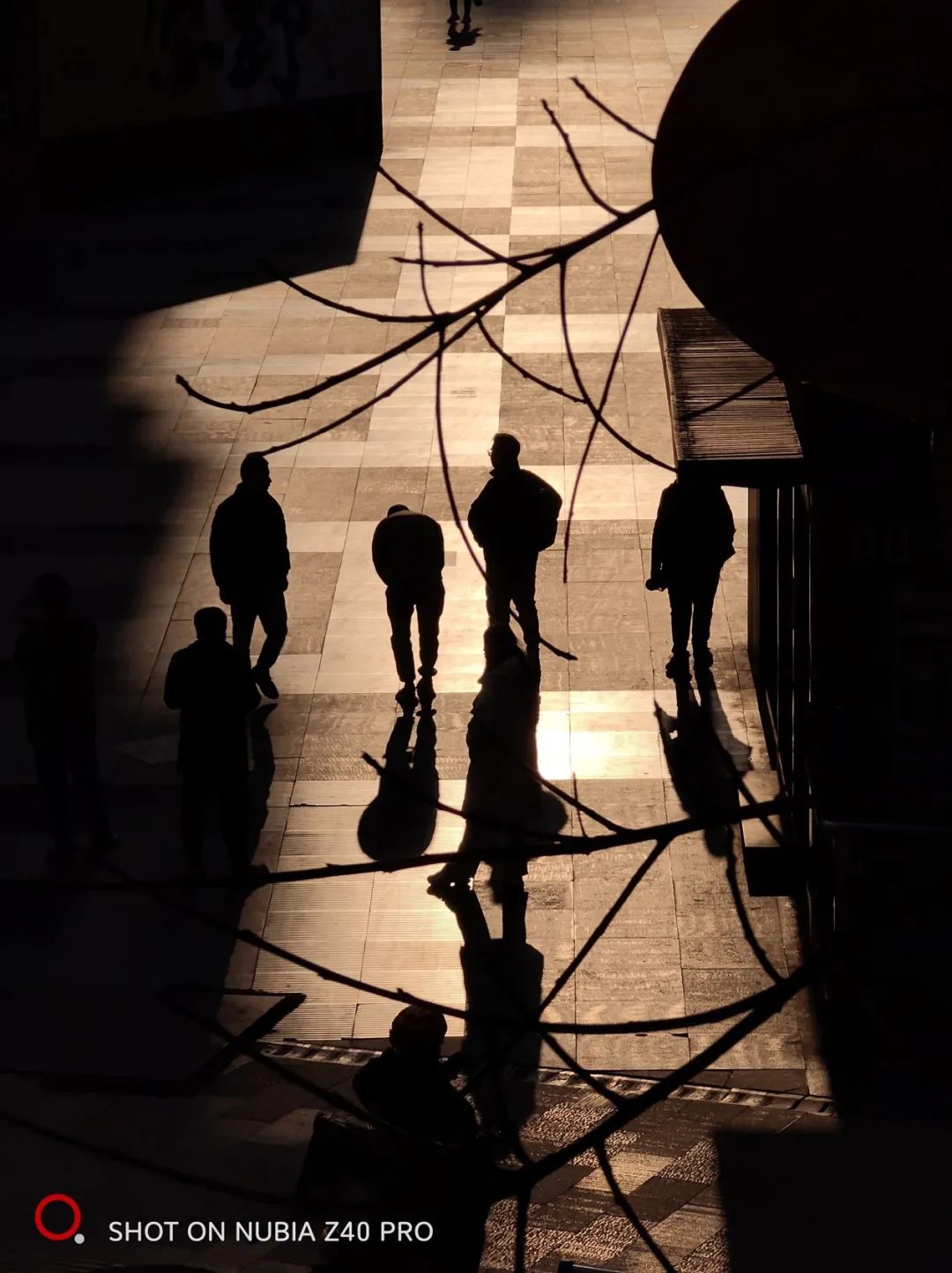 努比亚Z40 Pro测评：35mm主摄究竟有啥作用？