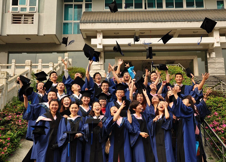 不擅长数学的考生，看到这3个专业记得绕道走，不然毕业恐成难题