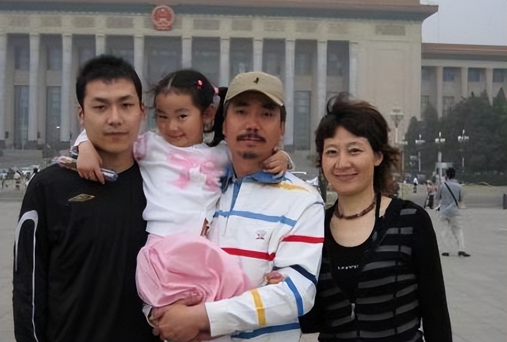 6位被捧成老戏骨的男星，演啥都像自己，不是年龄大就是老戏骨