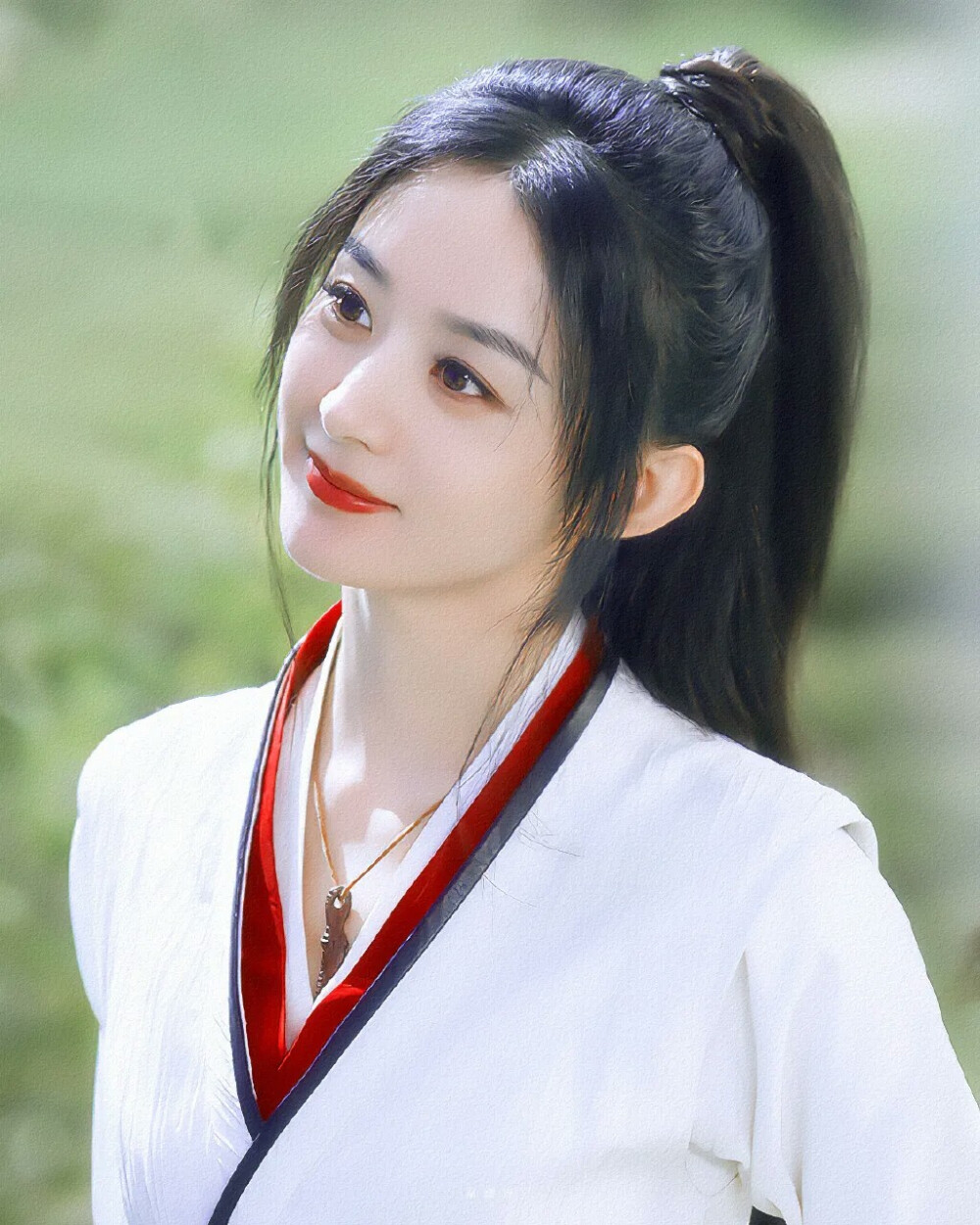 娃娃脸只服这10位明星！有人30岁还能演高中生，个个清纯可人