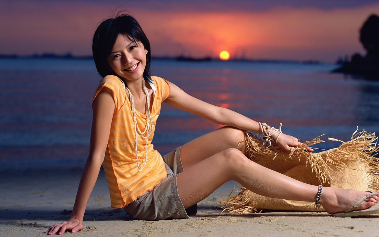 孙燕姿再次复出，为何她的清新气质，削弱了很多，人也有臃肿感？