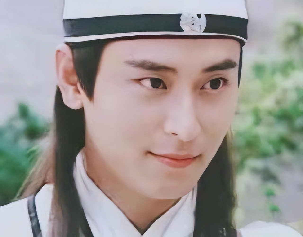 《梁山伯与祝英台》里的马文才是多少人的意难平.真的太帅了.