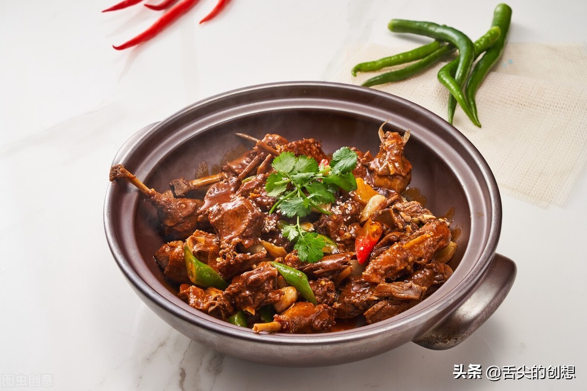 大家好,欢迎大家来到我的美食自媒体,我是美食领域