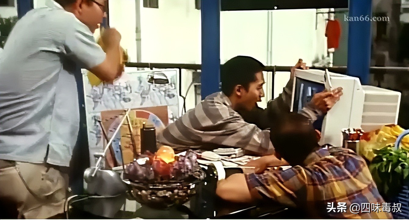 救世神棍：两代“韦小宝”的旷世奇遇