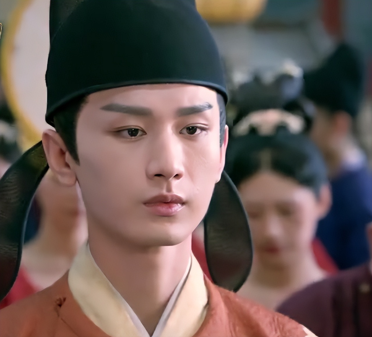 “病娇美男”别硬演，有人公子世无双，有人乡野村夫呆头鹅