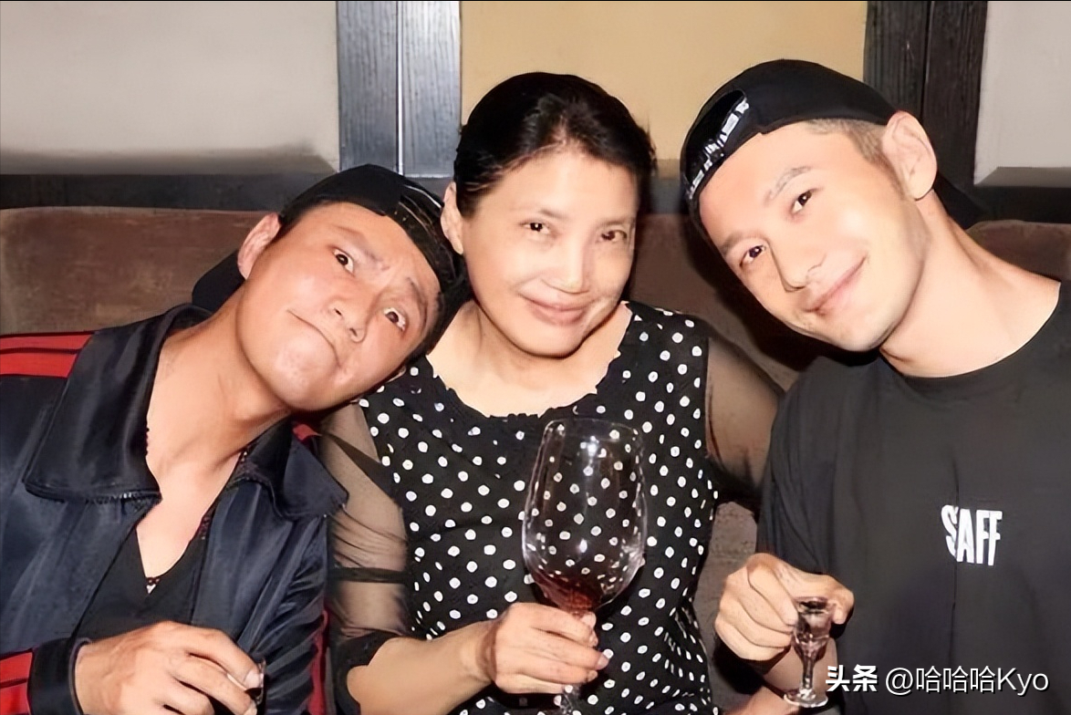 揭秘：同班同学中成名最早的如今最惨！
