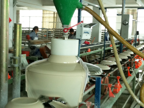 HIPHOENIX斯罗米克丨全过程日用陶瓷工程全球运营商之上釉设备篇